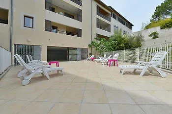 Des Oliviers Aparthotel *