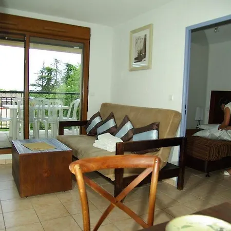 Des Oliviers Aparthotel *